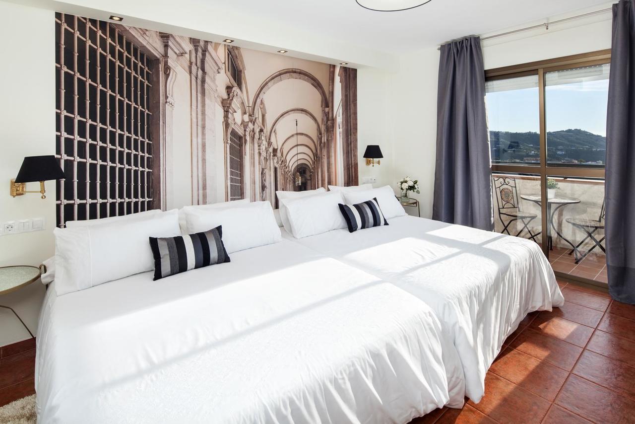 Y Balcon De